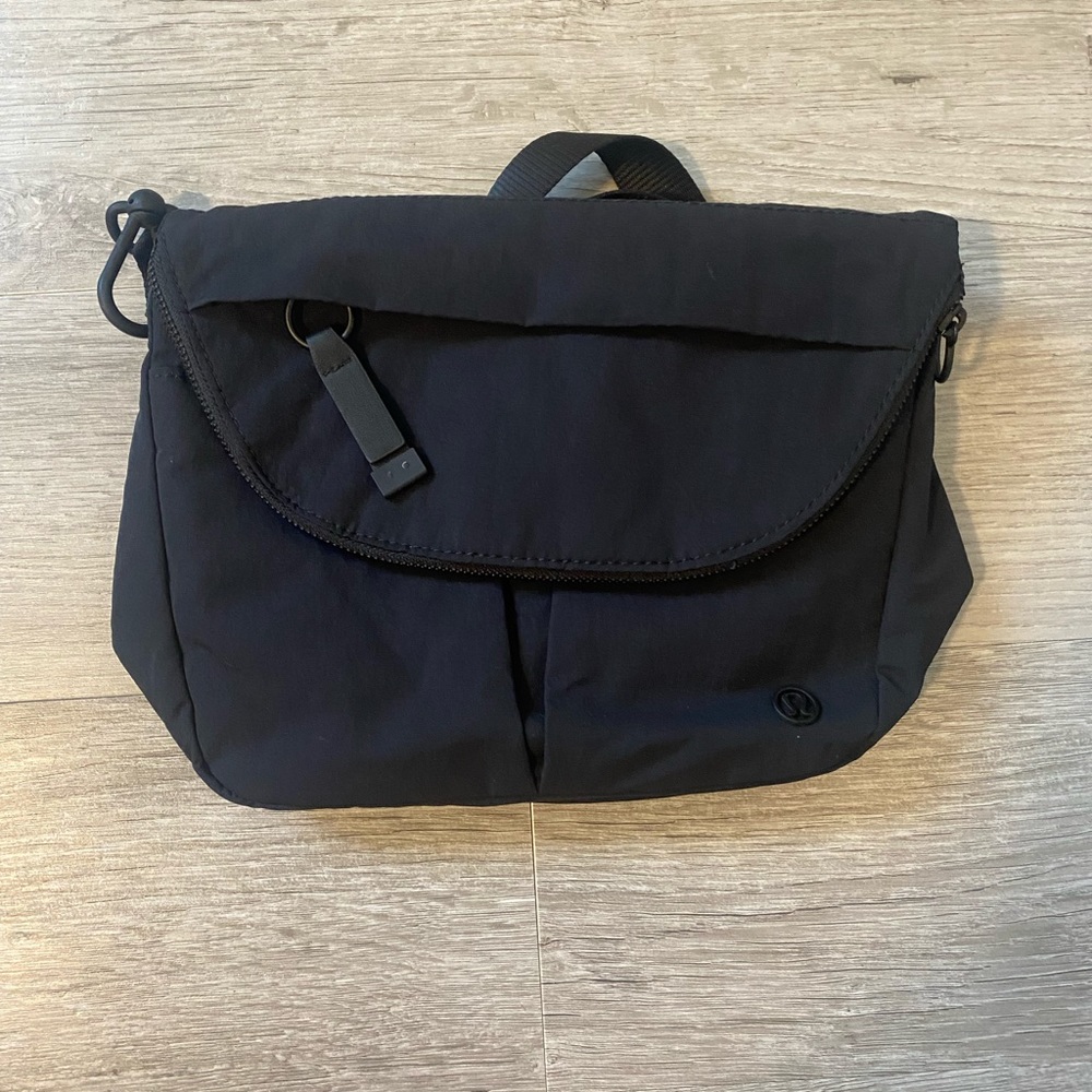 Lululemon All Night Festival Bag 5L Black